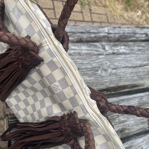 Louis Vuitton Totally PM Damier Azur Revamp with Fringe - Picture 7 of 7